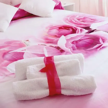 Anchor And Rose Apartment *